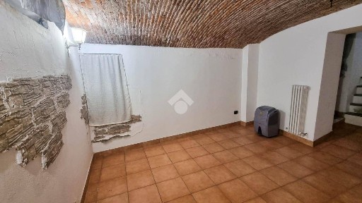 Locale commerciale in Affitto