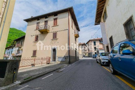 Terratetto unifamiliare via Partigiani, Centro, Serina
