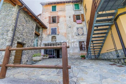 Terratetto unifamiliare via La Valle, Costa Serina