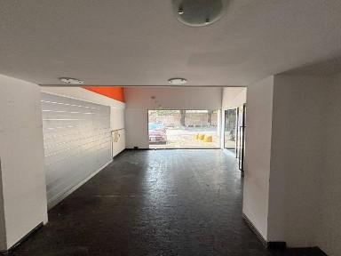 Locale commerciale in Affitto
