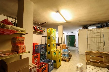 Locale commerciale in Affitto