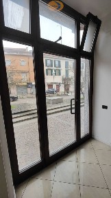 Locale commerciale in Affitto