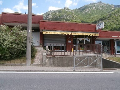 Locale commerciale in Affitto