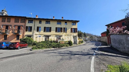 Locale commerciale in Affitto