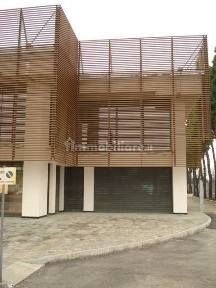 Locale commerciale in Affitto