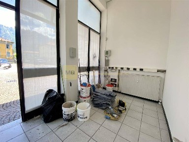 Locale commerciale in Affitto