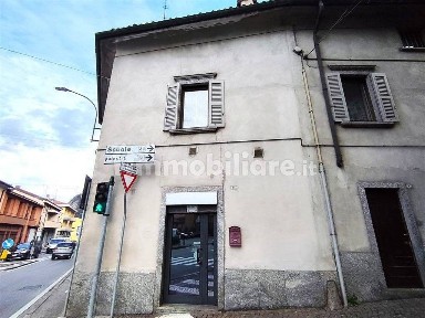 Locale commerciale in Affitto