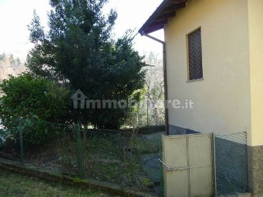 Terratetto unifamiliare piazza Martiri Cantiglio, Centro, San Giovanni Bianco