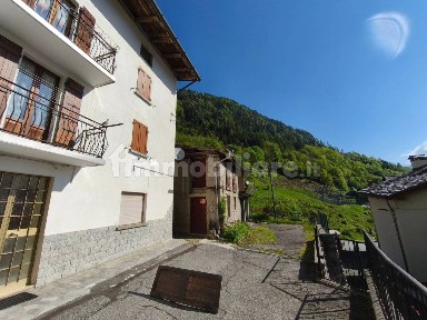 Colere, Via Carbonera, 27