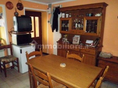 Terratetto unifamiliare via Villa, Dossena