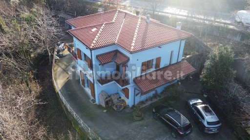 Terratetto unifamiliare 300 m², buono stato, Pianico