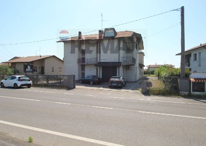 Terratetto unifamiliare via Padergnone 26, Centro, Zanica