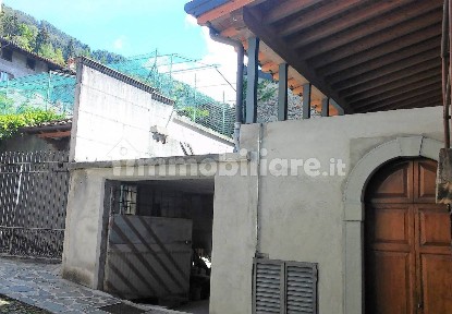 Clusone, Via Lattazio Querena