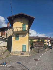 Terratetto unifamiliare 123 m², buono stato, Fuipiano Al Brembo, San Giovanni Bianco