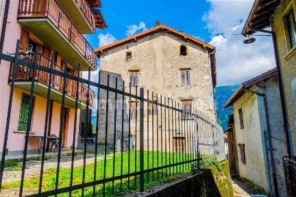 Terratetto unifamiliare Frerola, Algua