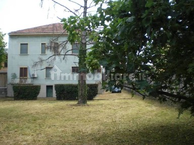 Terratetto unifamiliare via Abele Crespi, Centro, Fara Gera d'Adda
