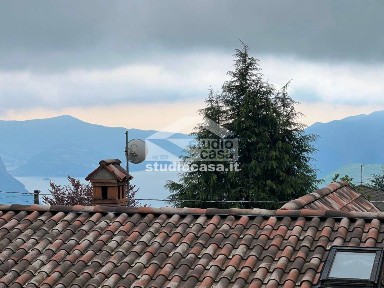 Terratetto unifamiliare 120 m², Bossico