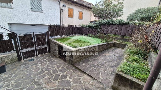 Terratetto unifamiliare 150 m², Centro, Riva di Solto