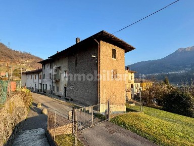 Terratetto plurifamiliare via Inzogno, Centro, Zogno