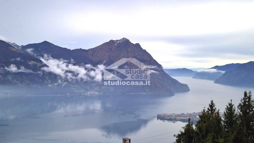 Terratetto unifamiliare 130 m², Costa Volpino
