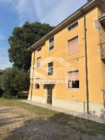 Terratetto unifamiliare 345 m², buono stato, Centro, Cologno al Serio