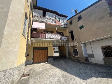 Terratetto unifamiliare 74 m², buono stato, Centro, Bonate Sopra