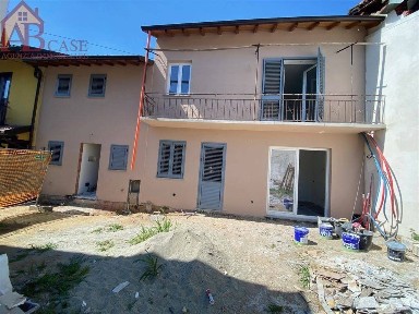Terratetto unifamiliare via mazzini 8, Centro, Gambolò