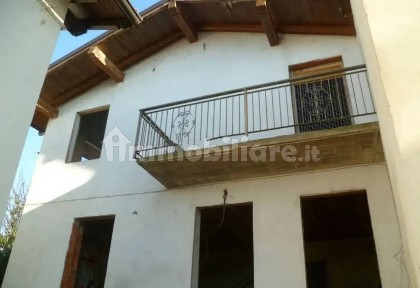 Terratetto unifamiliare via Sgarbina, Sgarbina, Montebello della Battaglia