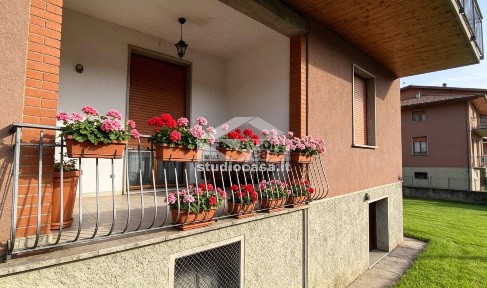 Terratetto unifamiliare 270 m², Centro, Costa Volpino