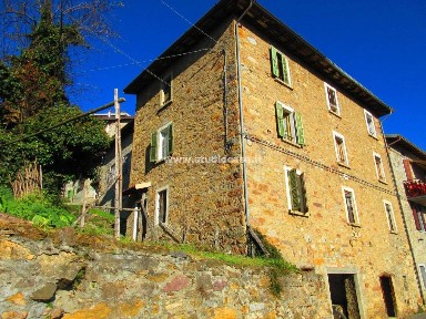Terratetto unifamiliare 150 m², Rogno