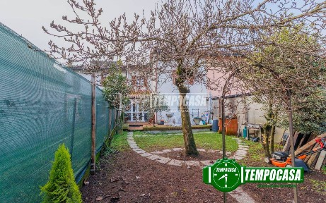 Terratetto unifamiliare vicolo Cortile, Centro, Bereguardo