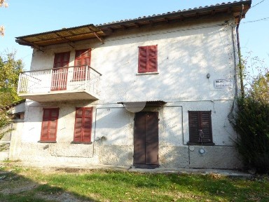 Montù Beccaria, Frazione Molino Folla, 10