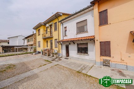 Bastida Pancarana, Via Lungargine