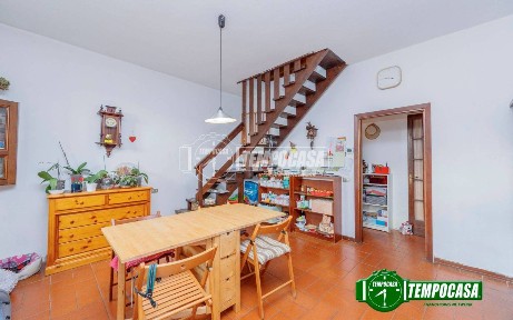 Torrevecchia Pia, Frazione Cascina Bianca