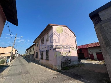 Santa Cristina e Bissone, via italia