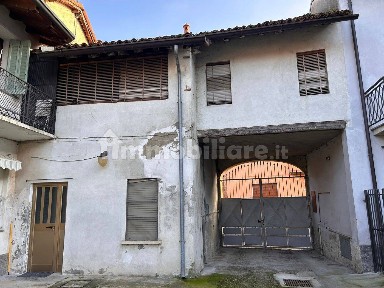 Dorno, via roma, 39