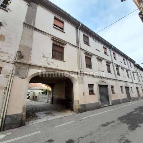 Casa indipendente all'asta via Giuseppe Garibaldi 5, Mede