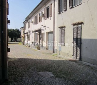 Casa indipendente all'asta via oberdan, 1, Pancarana