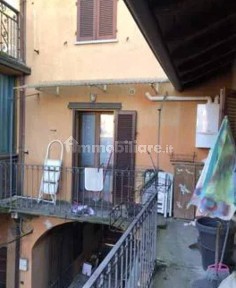 Casa indipendente all'asta via Santi Nazzaro e Celso 15, Sannazzaro de' Burgondi