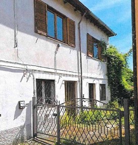 Casa indipendente all'asta via Guglielmo Marconi 23, Rea