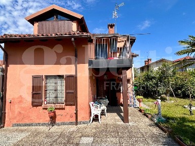 Terratetto unifamiliare via Roma 6, Centro, Zerbolò