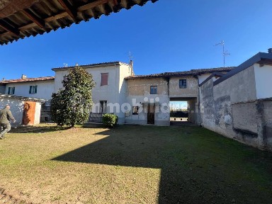 Terratetto plurifamiliare via San Lanfranco Beccari, Centro, Gropello Cairoli