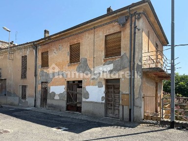 Terratetto plurifamiliare piazza del Mercato, Godiasco, Godiasco Salice Terme