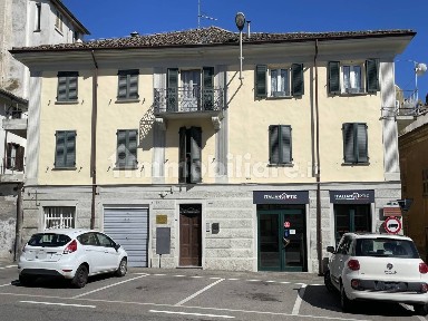 Godiasco Salice Terme, Piazza del Mercato, 6