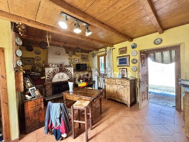 Mortara, Corso Giovanni Josti