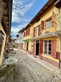Mortara, Corso Giovanni Josti