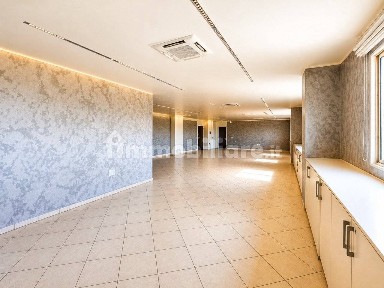 Ufficio - Studio in Affitto