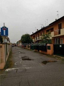 Casa indipendente all'asta via Grazia Deledda 19, Tromello