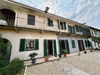 Terratetto unifamiliare corso Garibaldi, 97, Centro, Mortara