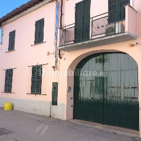 Terratetto plurifamiliare via Secondo Bonacossa 78, Centro, Dorno